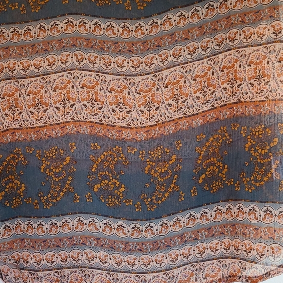 Light shirt - Picture 4 of 4